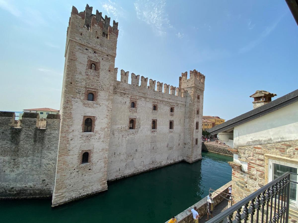 Castello Mavino Apartment ซีร์มิโอเน ภายนอก รูปภาพ