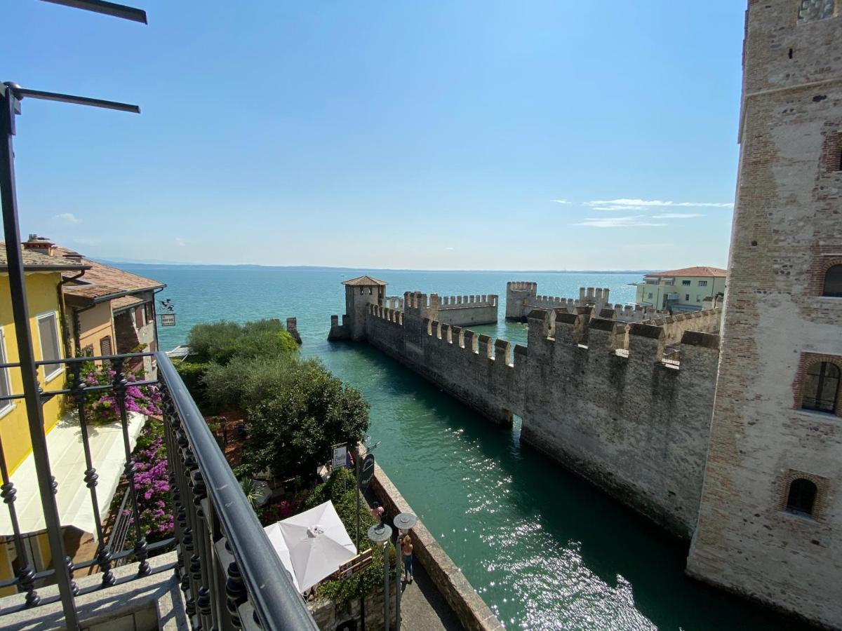 Castello Mavino Apartment ซีร์มิโอเน ภายนอก รูปภาพ