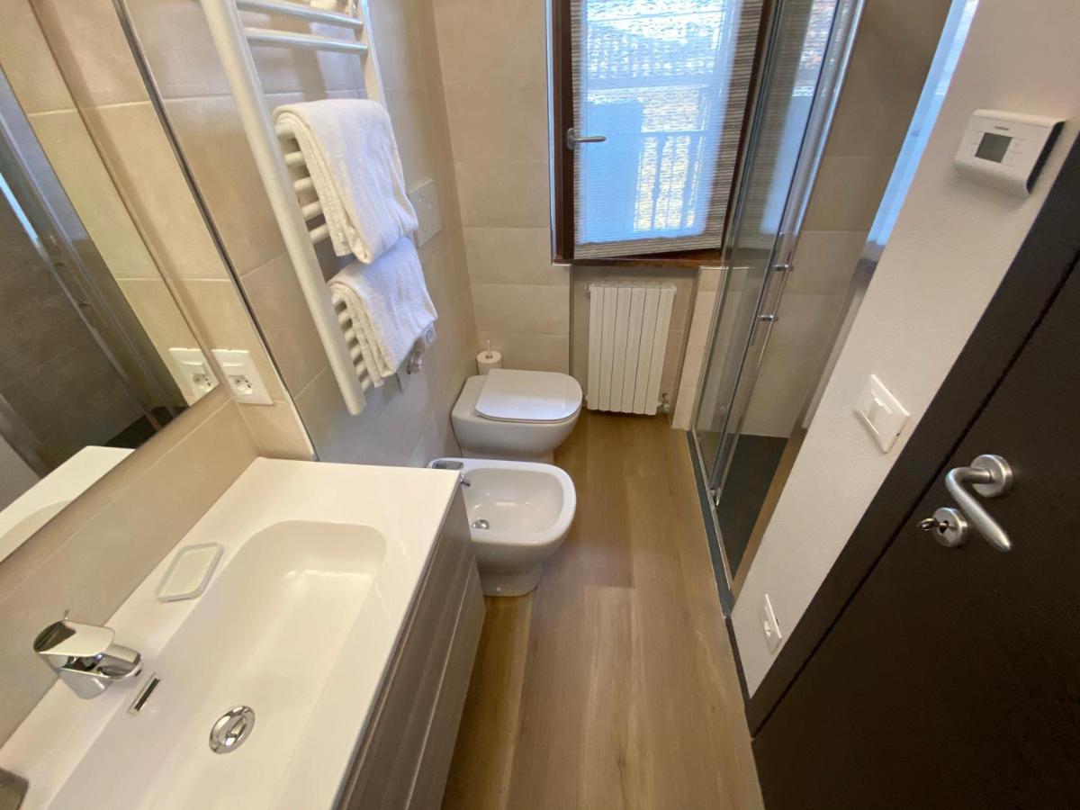 Castello Mavino Apartment ซีร์มิโอเน ภายนอก รูปภาพ