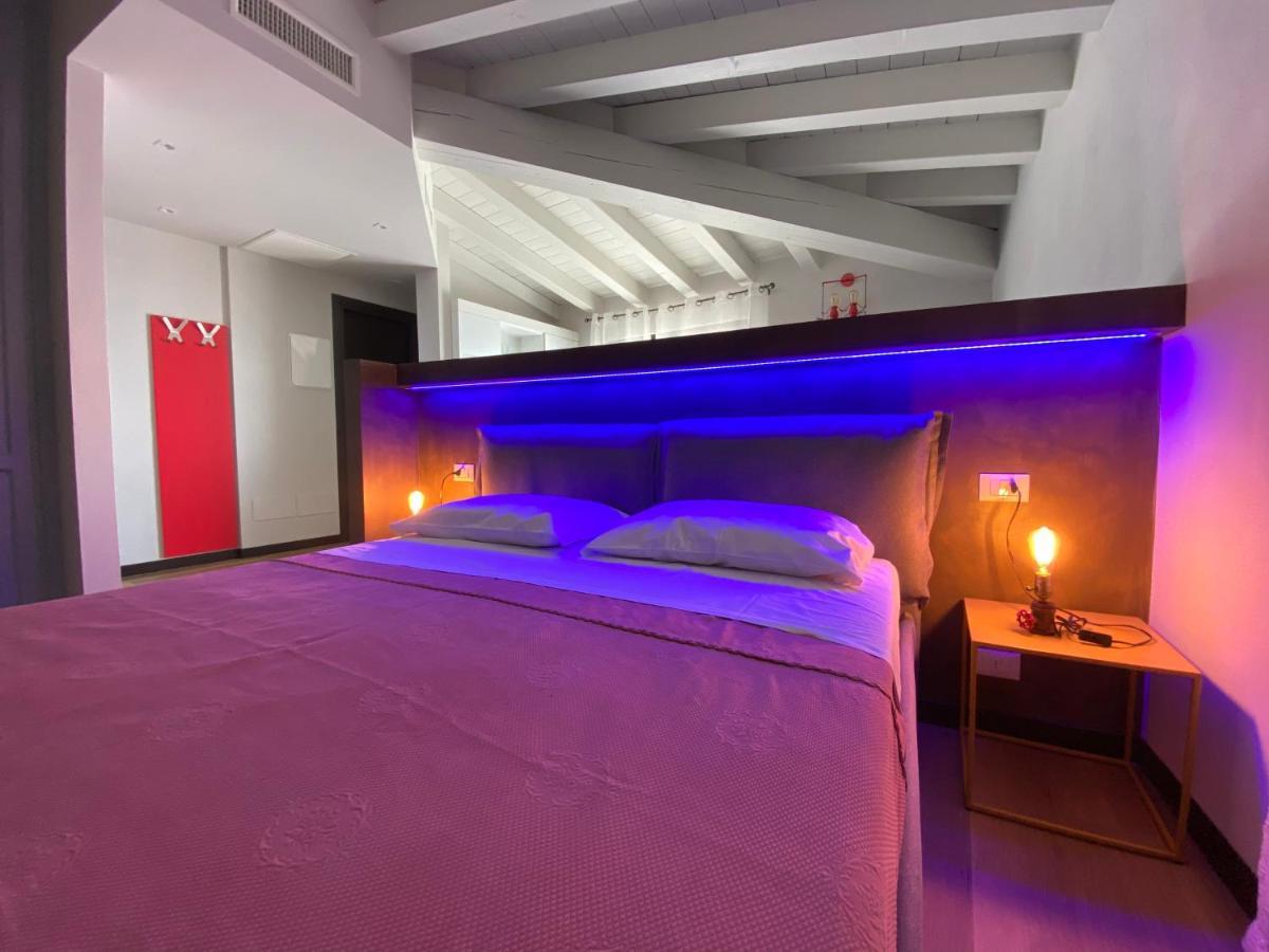 Castello Mavino Apartment ซีร์มิโอเน ภายนอก รูปภาพ
