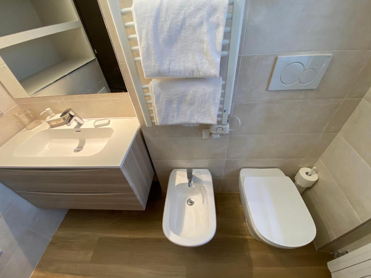 Castello Mavino Apartment ซีร์มิโอเน ภายนอก รูปภาพ