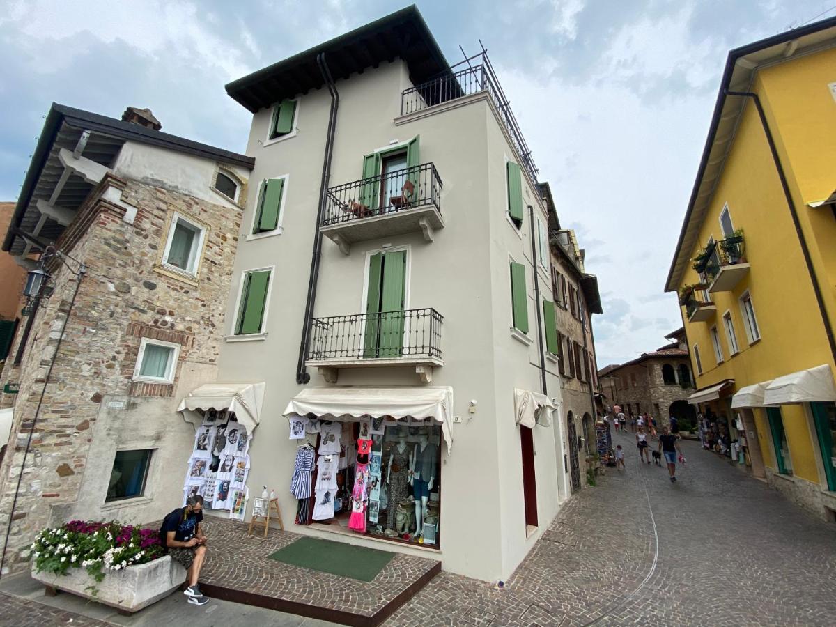 Castello Mavino Apartment ซีร์มิโอเน ภายนอก รูปภาพ